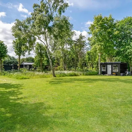 3 Bedroom Beautiful In Holiday home Glesborg
